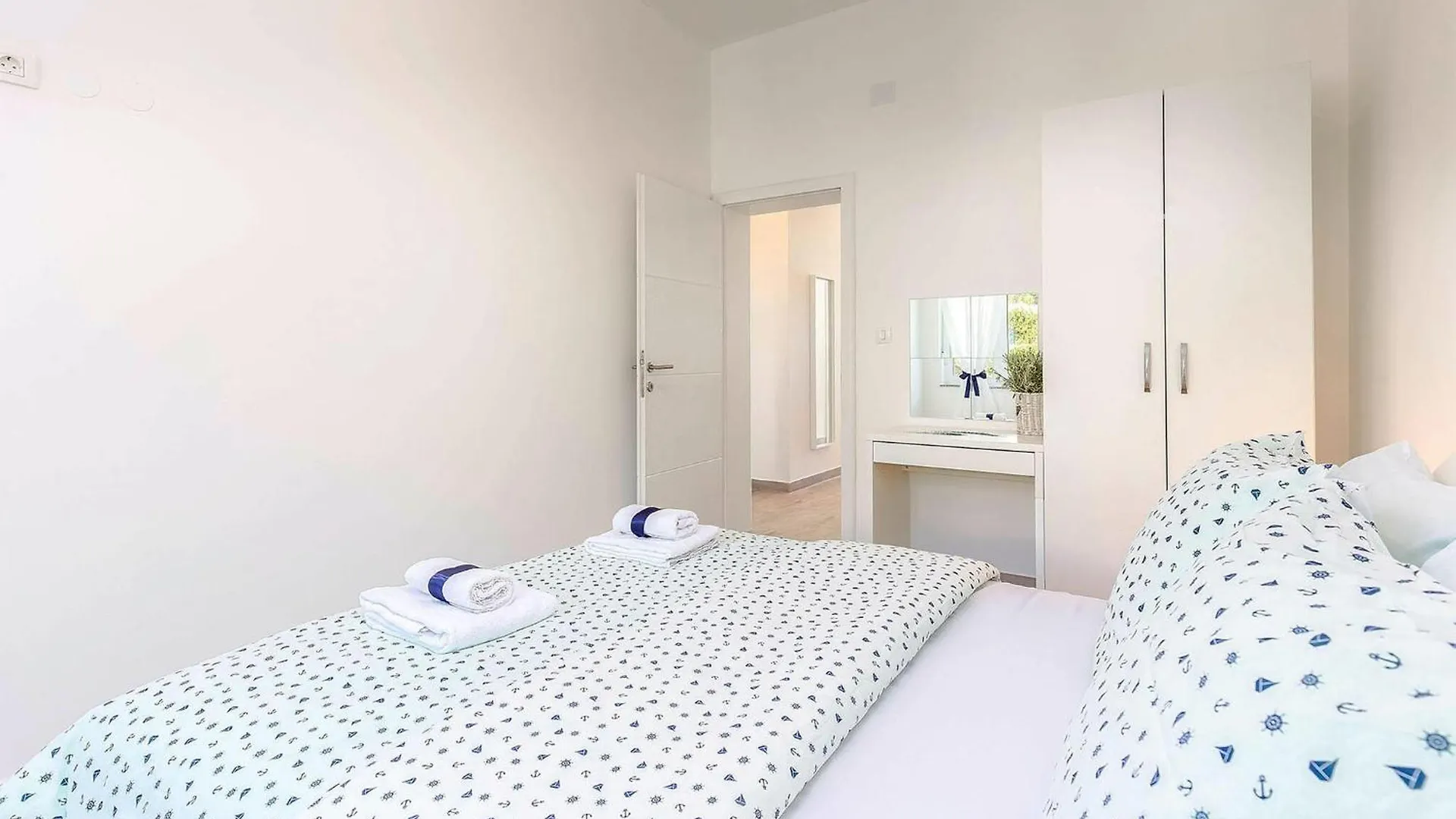 Lovely Apartment In Dramalj With Wi-Fi