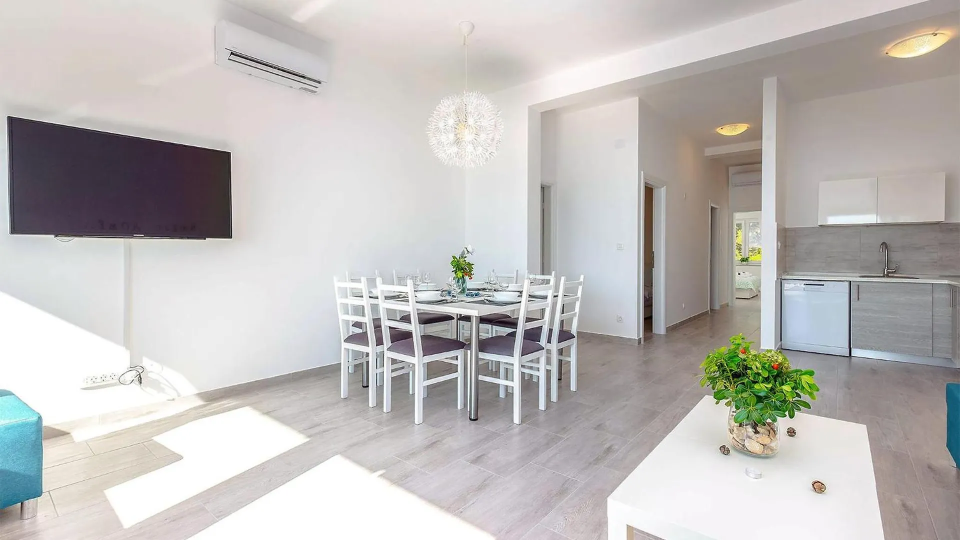 Lovely Apartment In Dramalj With Wi-Fi 0*,